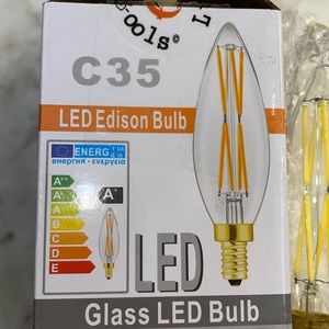 Xininsun 4 pack C35 glass led bulbs 8W clear 4000k